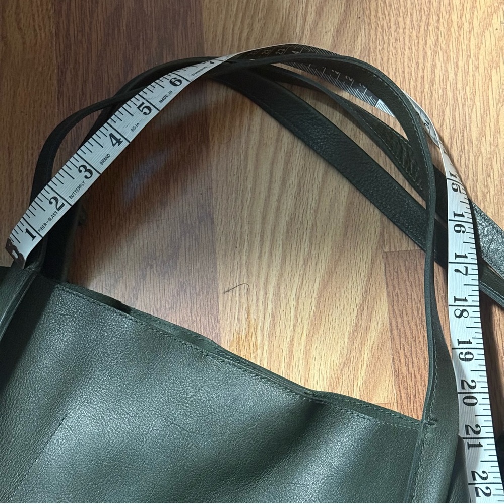 Madewell Green Tote Bag with Dual Handles and Structured Design - Picture 11 of 11